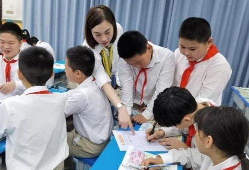 課后延時(shí)服務(wù)調(diào)整引發(fā)熱議 服務(wù)款將退還，家長反應(yīng)不一